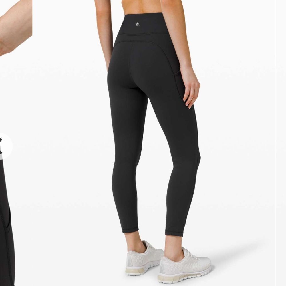 Lululemon Invigorate High-Rise Tight 25"
Black